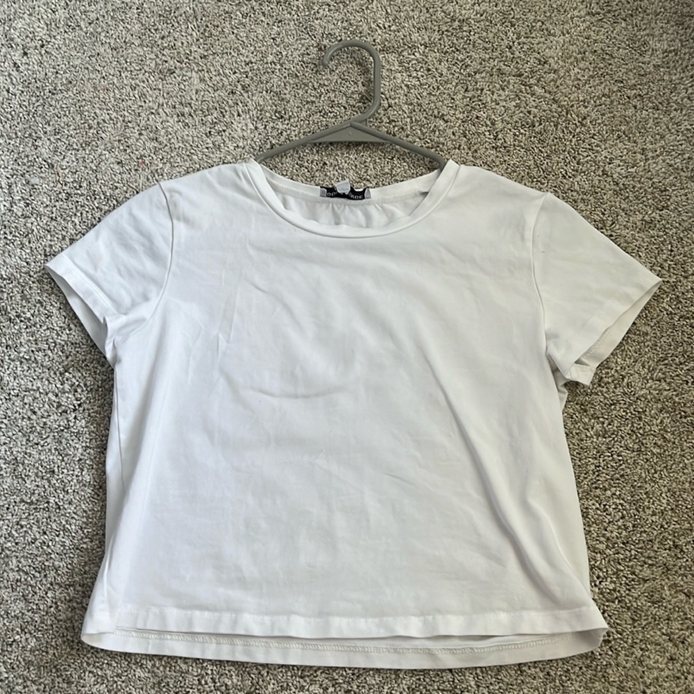 White gold hinge top